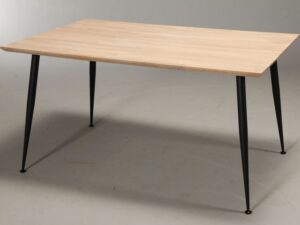 FURBO rektangulær spisebord - massiv behandlet eg og sort metal (100x60) Lakeret eg